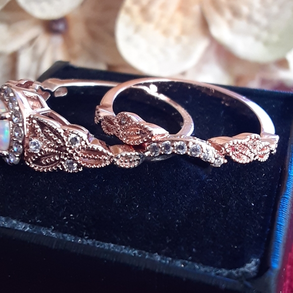 💕 ROSE GOLD RINGS - Picture 7 of 8
